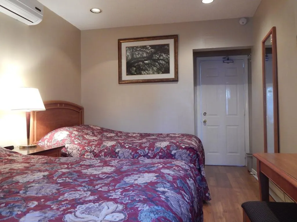 All Days Hostel Toronto Canada